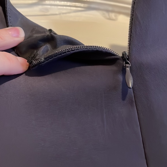 Adrianna Papell Gray Sleeveless Dress. Size 2. - Picture 6 of 10